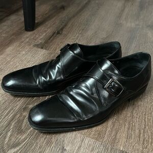 Men’s ferragamo black leather dress shoes size 11